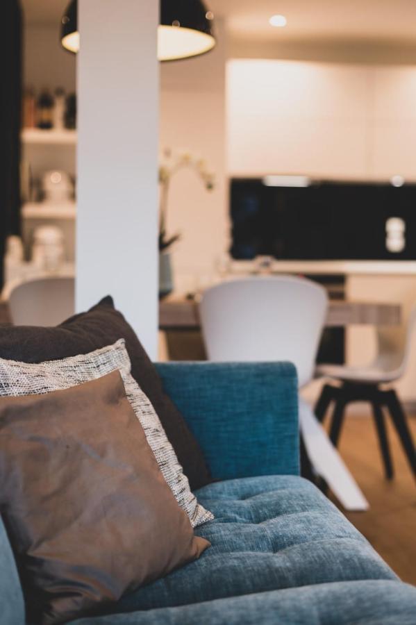 Les Sorbiers - Apartment 2 Bedrooms Top Floor - Parking & Terrace Annecy Ngoại thất bức ảnh